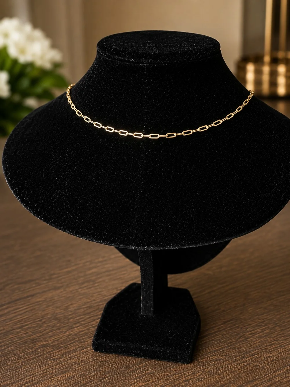 Gold Tone Pendant Chain Necklace with 'B' Medallion - Picture 3 of 4